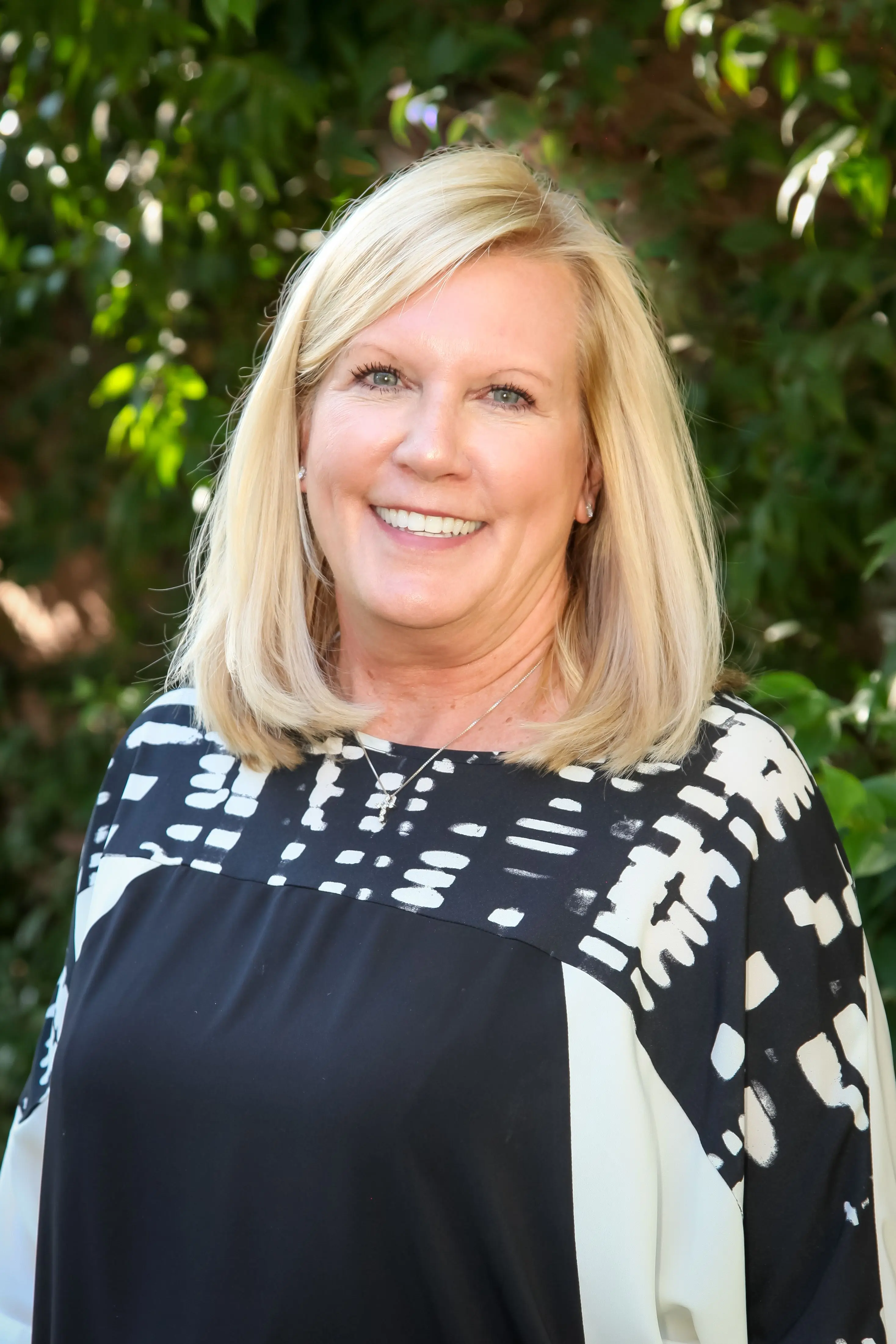ALS United® Member Executive - Dawn Newburg